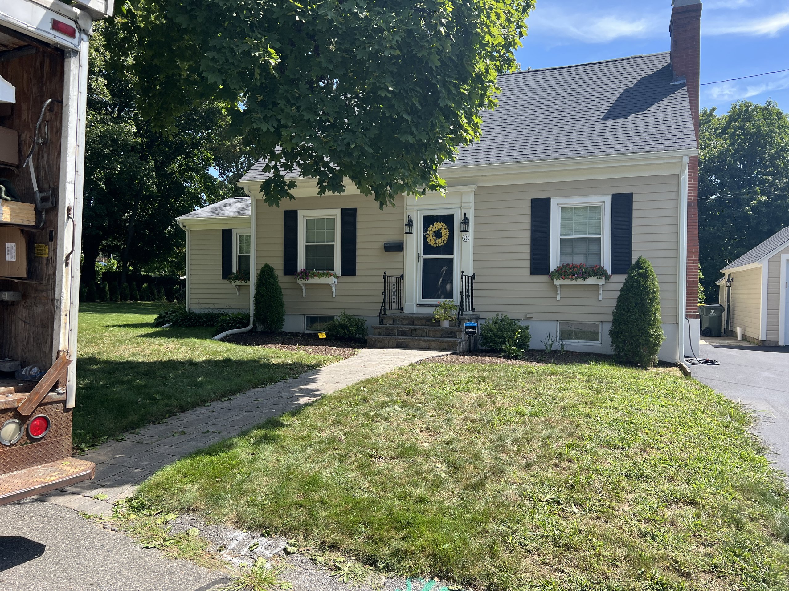 Seamless Gutters South Windsor CT CT